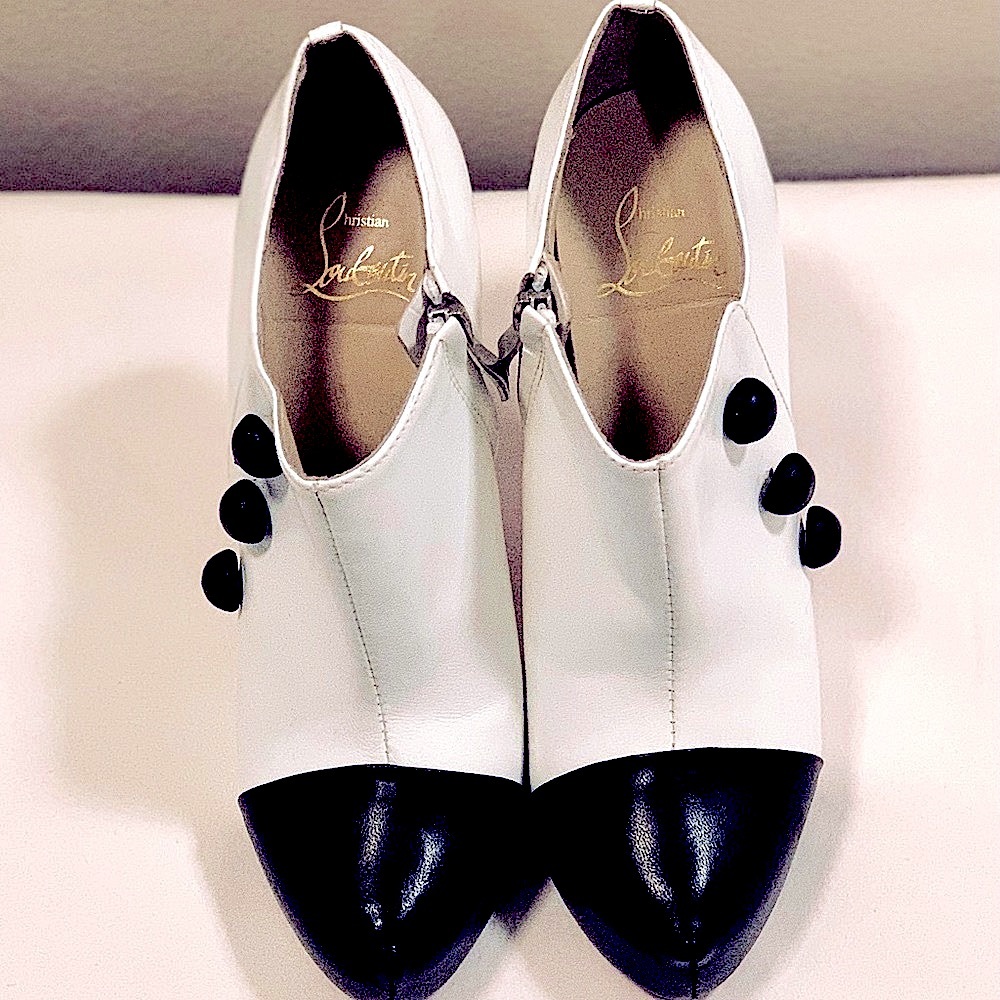 CHRISTIAN LOUBOUTIN Ankle Boots size 39 US 8 White and Black Leather - Picture 2 of 9